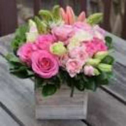 Dutch Box for Sweetheart – Flowers By Marianne, Hampton Falls NH