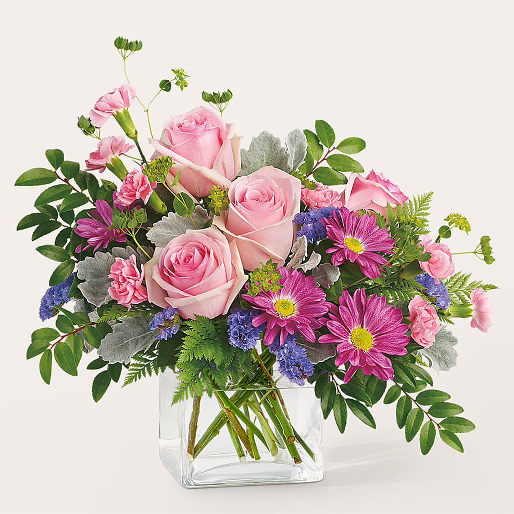 Starlet Bouquet – Flowers By Marianne, Hampton Falls NH