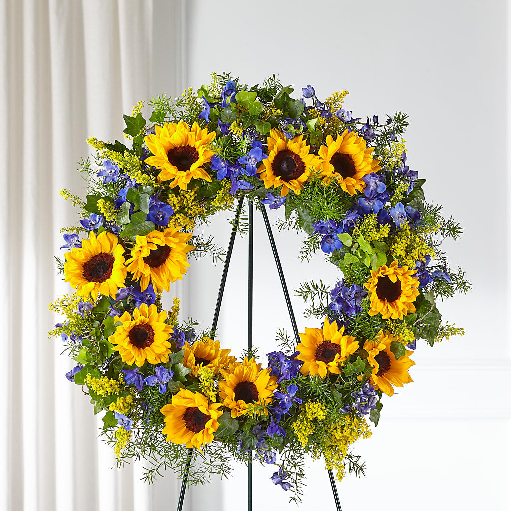 Bright Rays Wreath – Flowers By Marianne, Hampton Falls NH