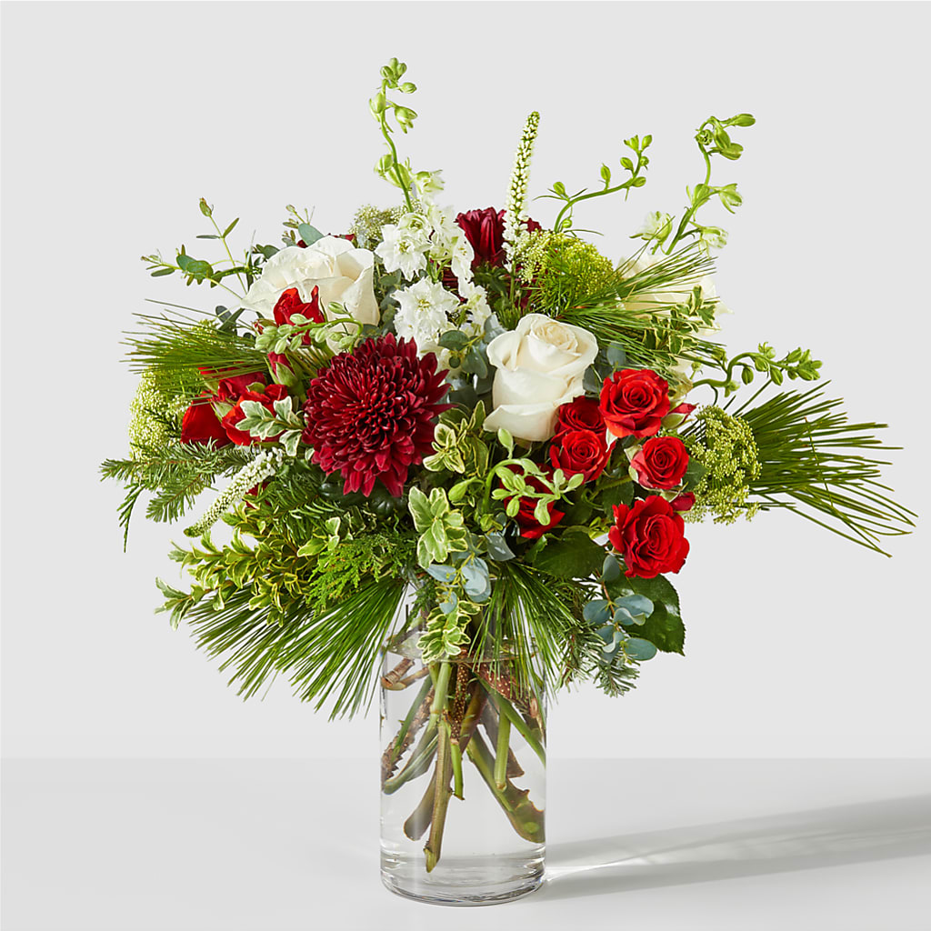 Favorite Traditions Bouquet – Flowers By Marianne, Hampton Falls NH