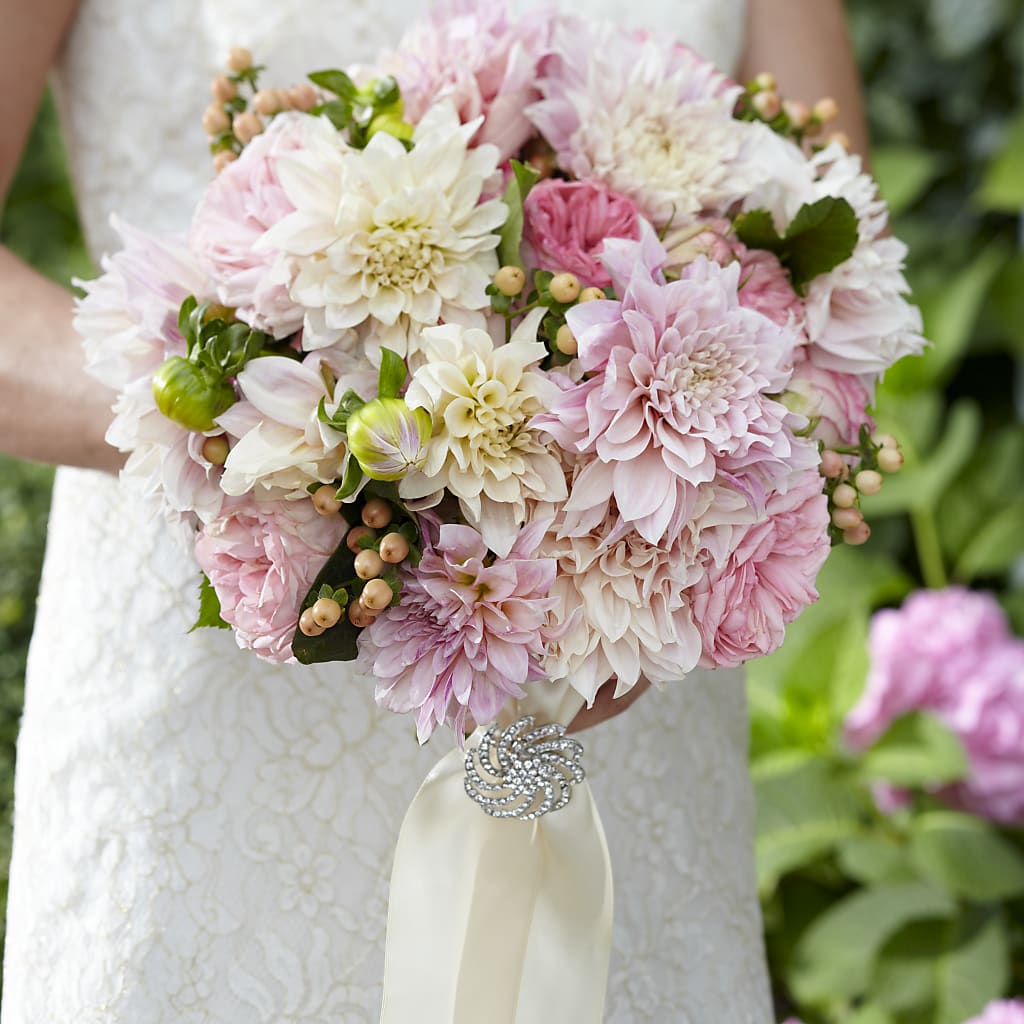 Heart's Promise Bouquet – Flowers By Marianne, Hampton Falls NH