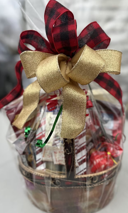 Cozy Christmas Delights Basket –  Flowers By Marianne, Hampton Falls NH