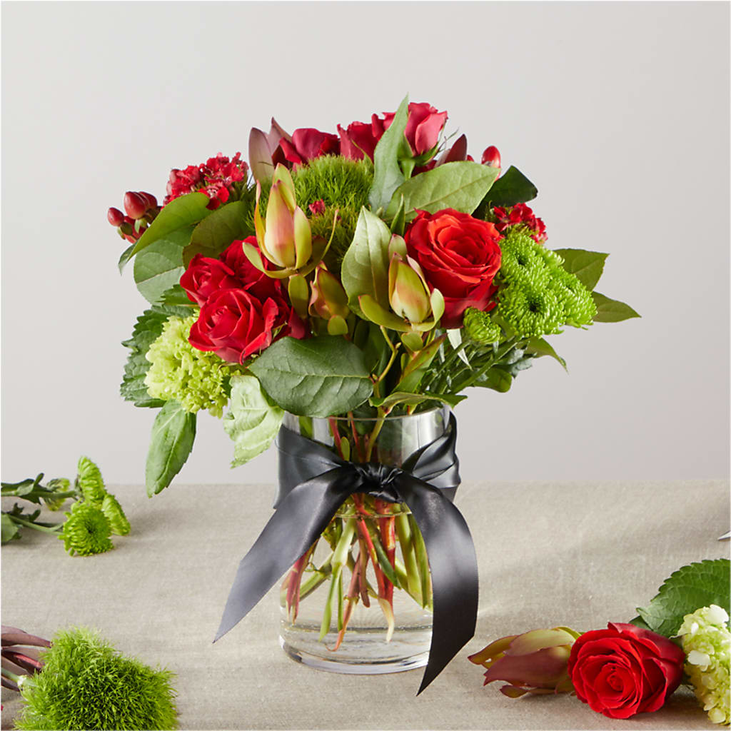 Heritage Kindle – A Florist Original –  Flowers By Marianne, Hampton Falls NH