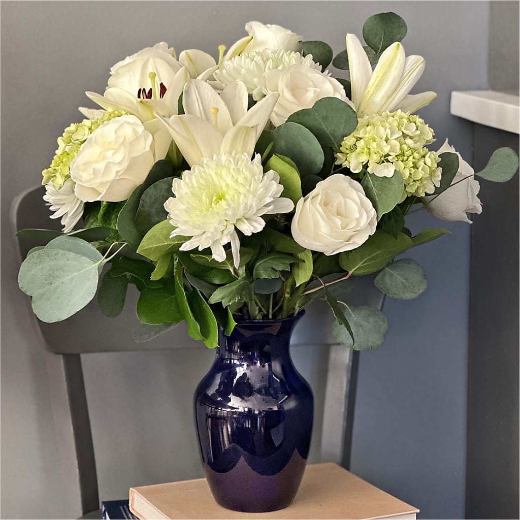Snowy Dreams Bouquet –  Flowers By Marianne, Hampton Falls NH