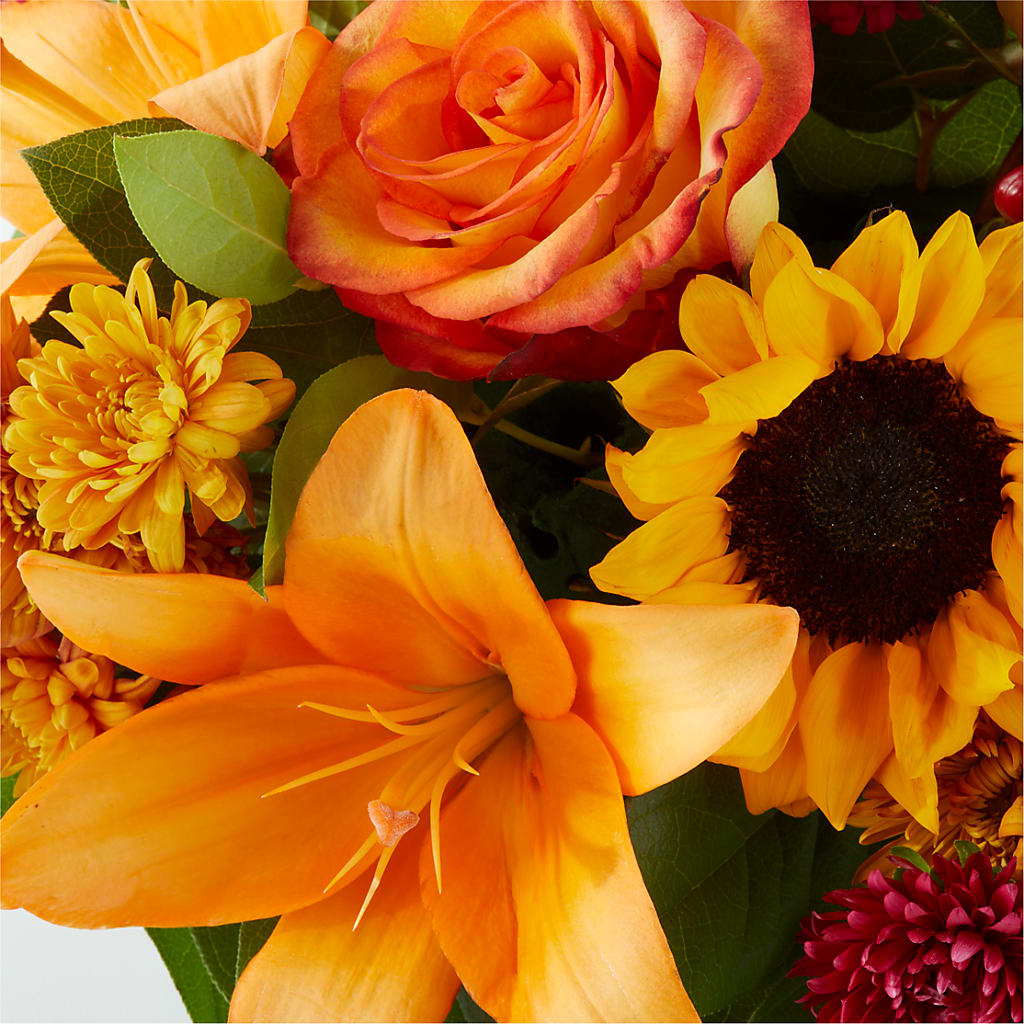 Grateful Centerpiece –  Flowers By Marianne, Hampton Falls NH